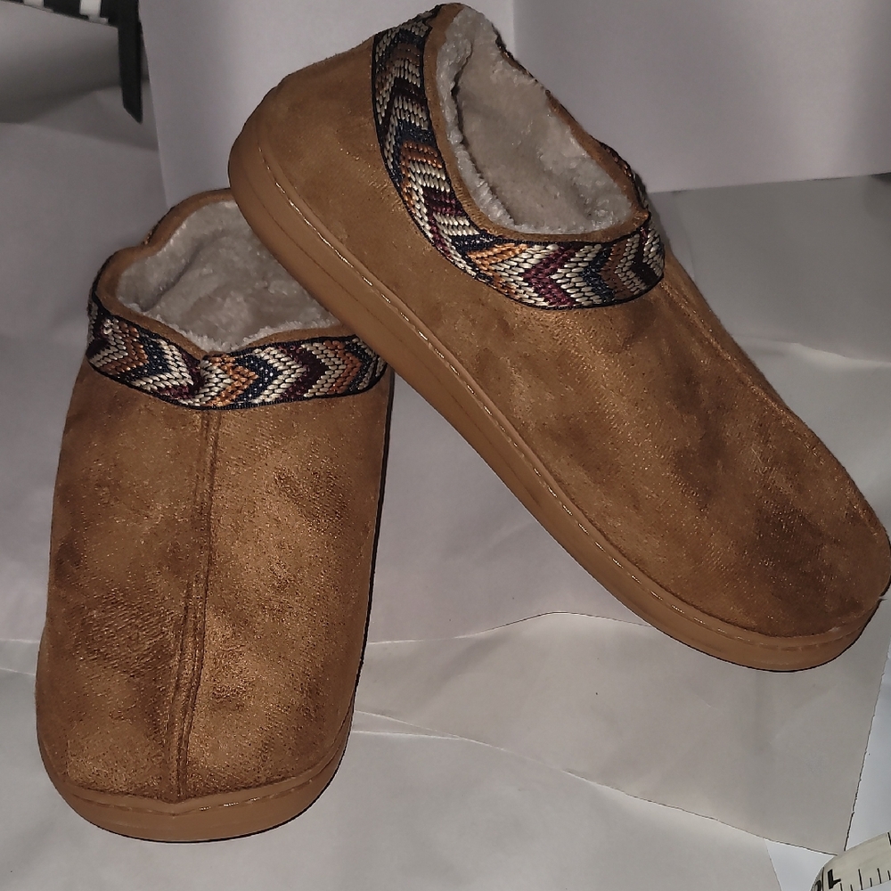 Cozy Brown Slippers with Patterned Trim